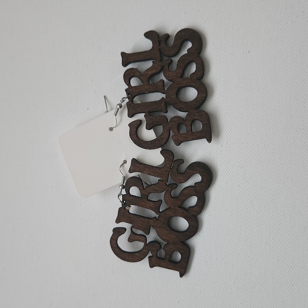 GIRL BOSS BROWN  New
